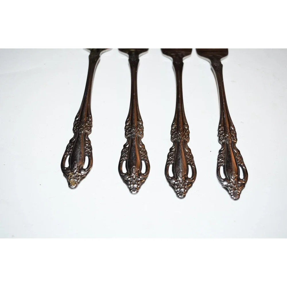 Oneida Raphael Set of 4 Salad Fork Set Distinction Deluxe‎ HH 6.75